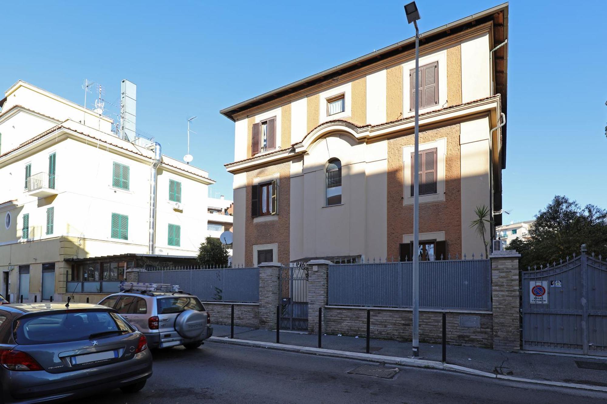 Cornelia - Charme Apartment, Rome